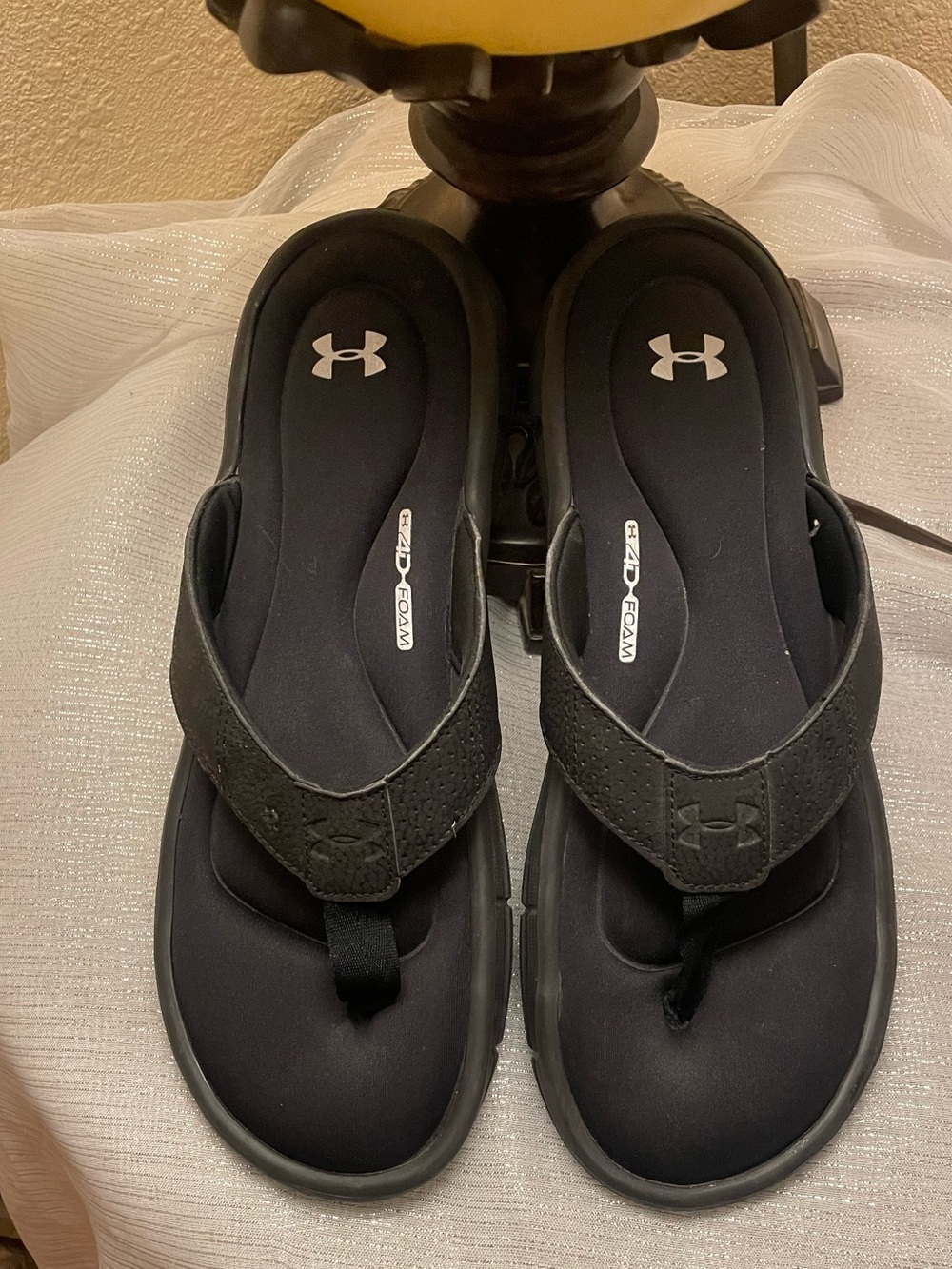 Under Armour Men’s Black Foam Cushioned Flip Flops